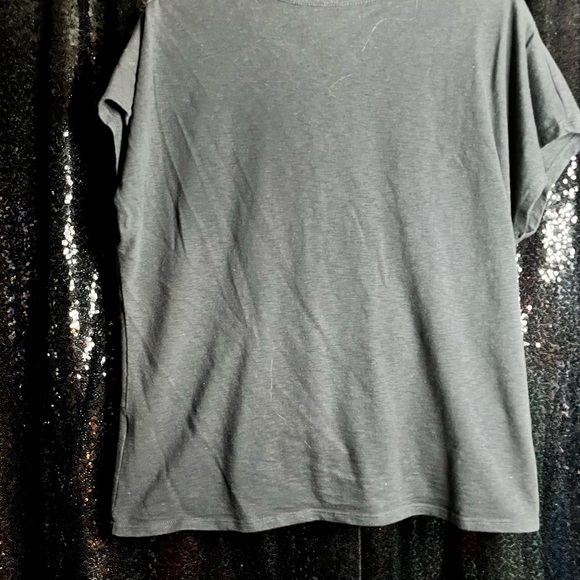 Universal Thread Charcoal Twist Front Tee - Picture 5 of 5